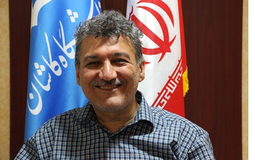 عدم همکاری عضو هیات علمی گروه ریاضی دانشگاه کاشان کتاب ریاضی آمریکا دلیل حذف نام ایران