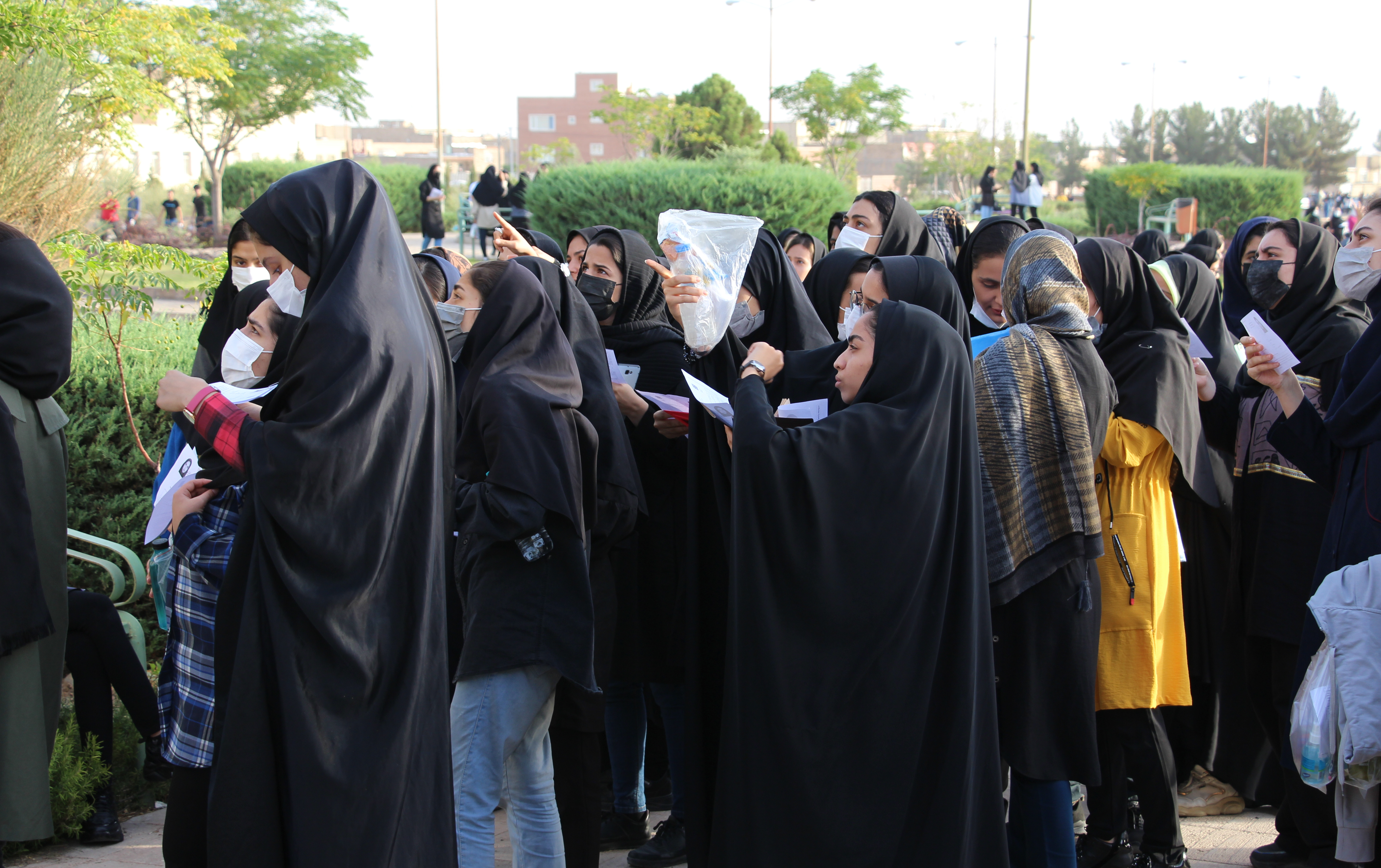 گزارش تصویری روز دوم برگزاری آزمون سراسری کارشناسی ۱۴۰۱ دانشگاه کاشان بازدید رئیس معاون آموزشی دانشگاه حوزه امتحانی