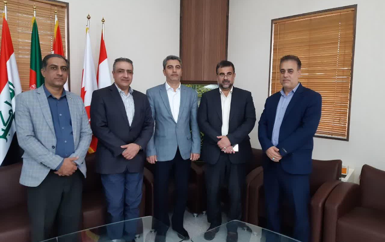 دیدار نشست مشترک رئیس دانشگاه کاشان مشاور وزیر جهاد کشاورزی