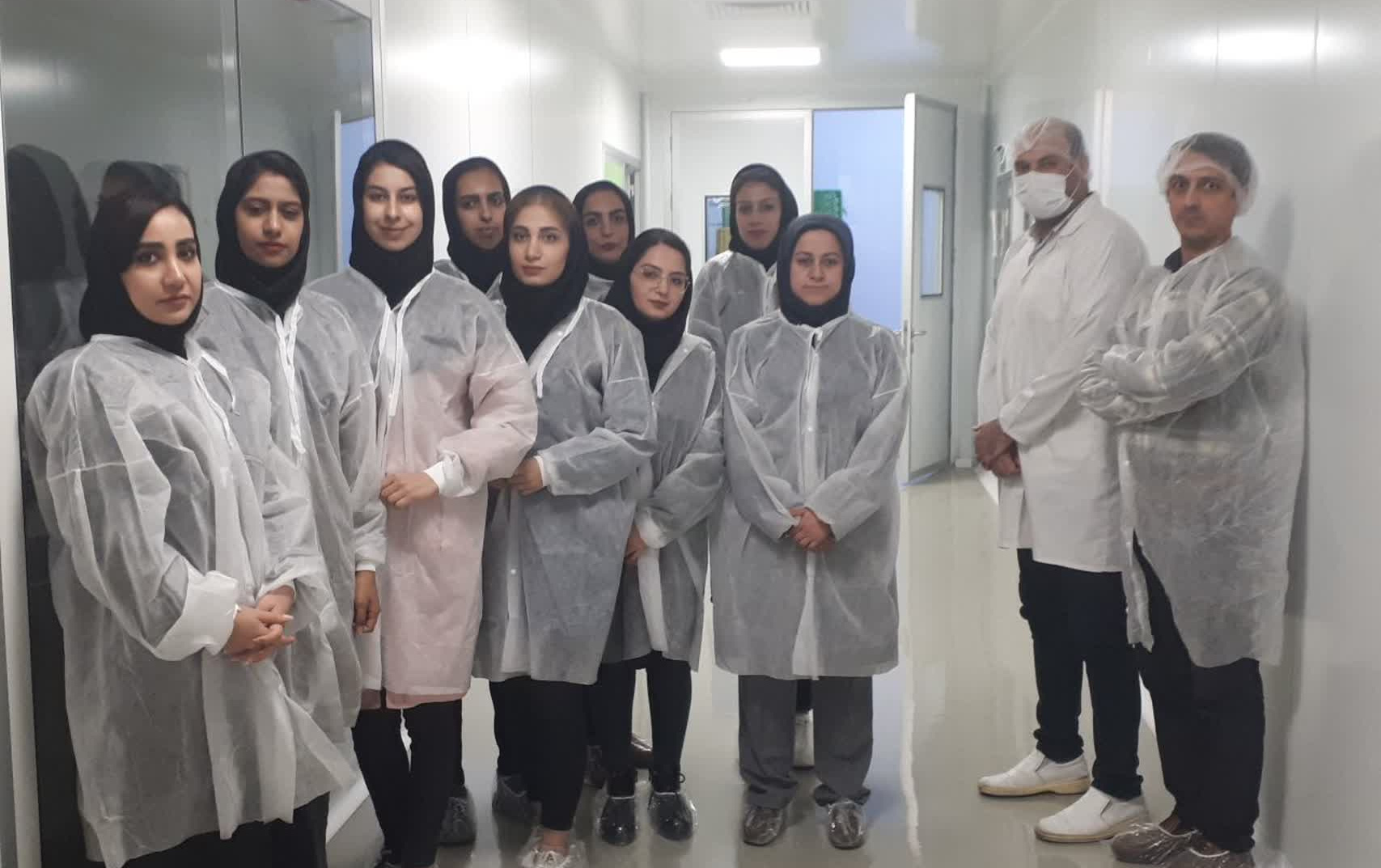بازدید دانشجویان شرکت باریج اسانس