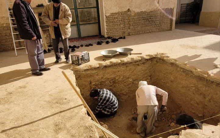 گمانه زنی باستان‌شناختی مسجد جامع نوش‌آباد سرپرستی مدیر گروه باستان‌شناسی دانشگاه کاشان