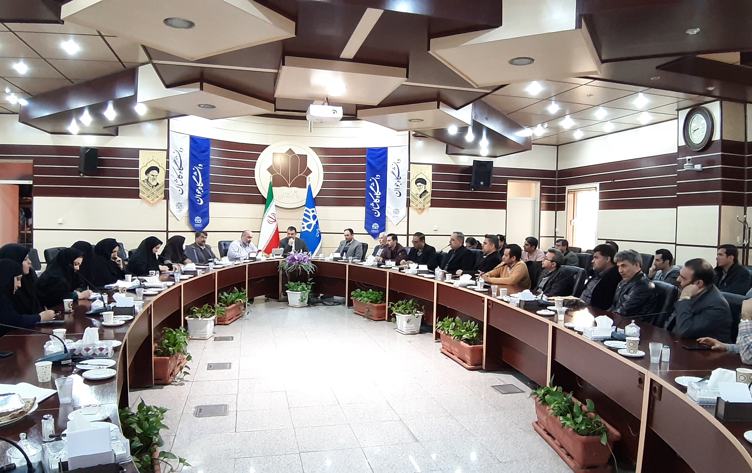 رئیس دانشگاه کاشان: برنامه جامع مدیریت منابع انسانی دانشگاه لازم