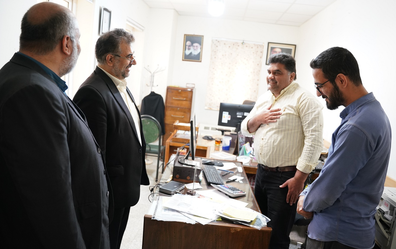 گزارش تصویری عرض خداقوت خسته نباشید رئیس دانشگاه همکاران