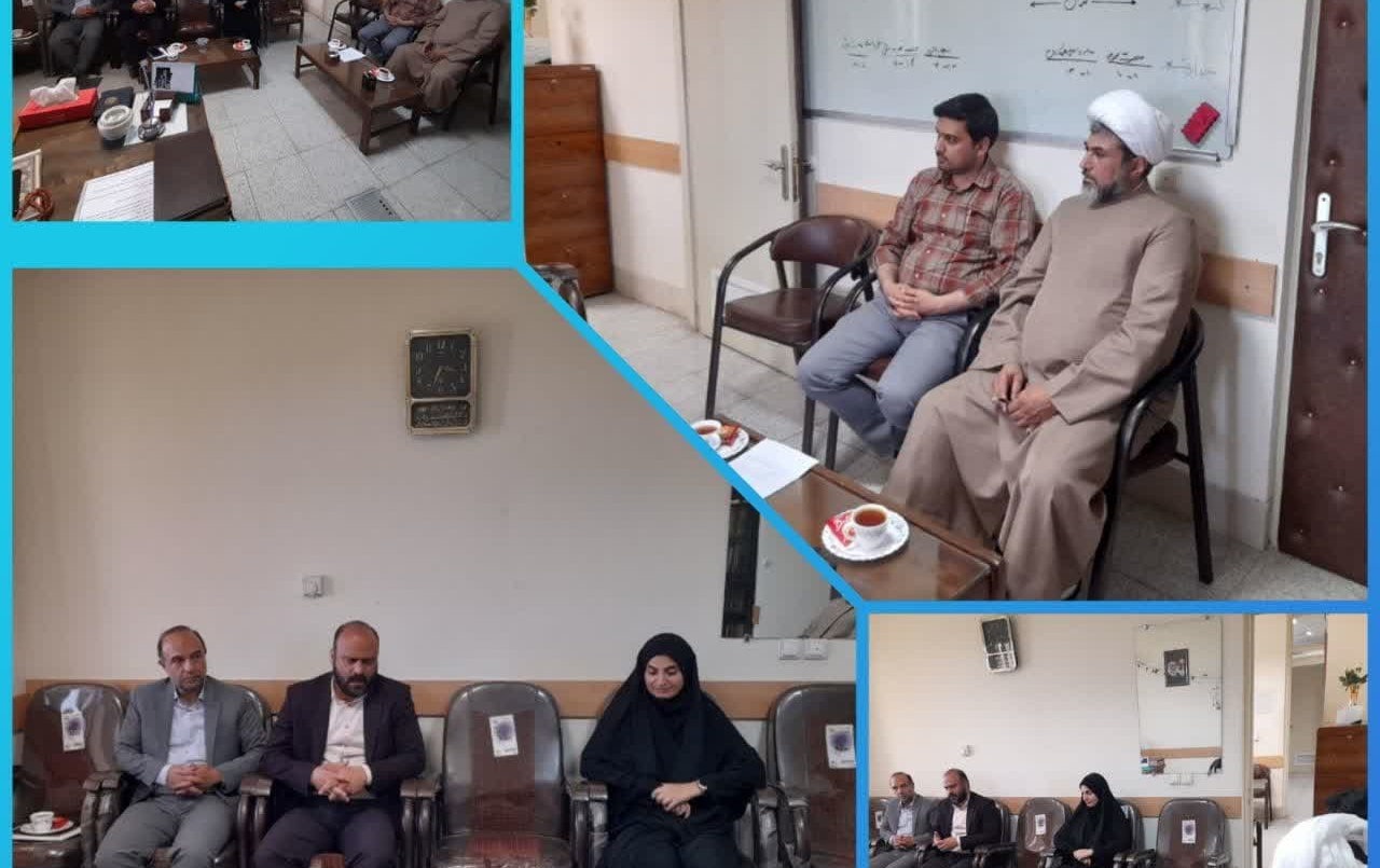 حضور معاون مدیر فرهنگی دانشگاه کاشان دفتر نهاد رهبری