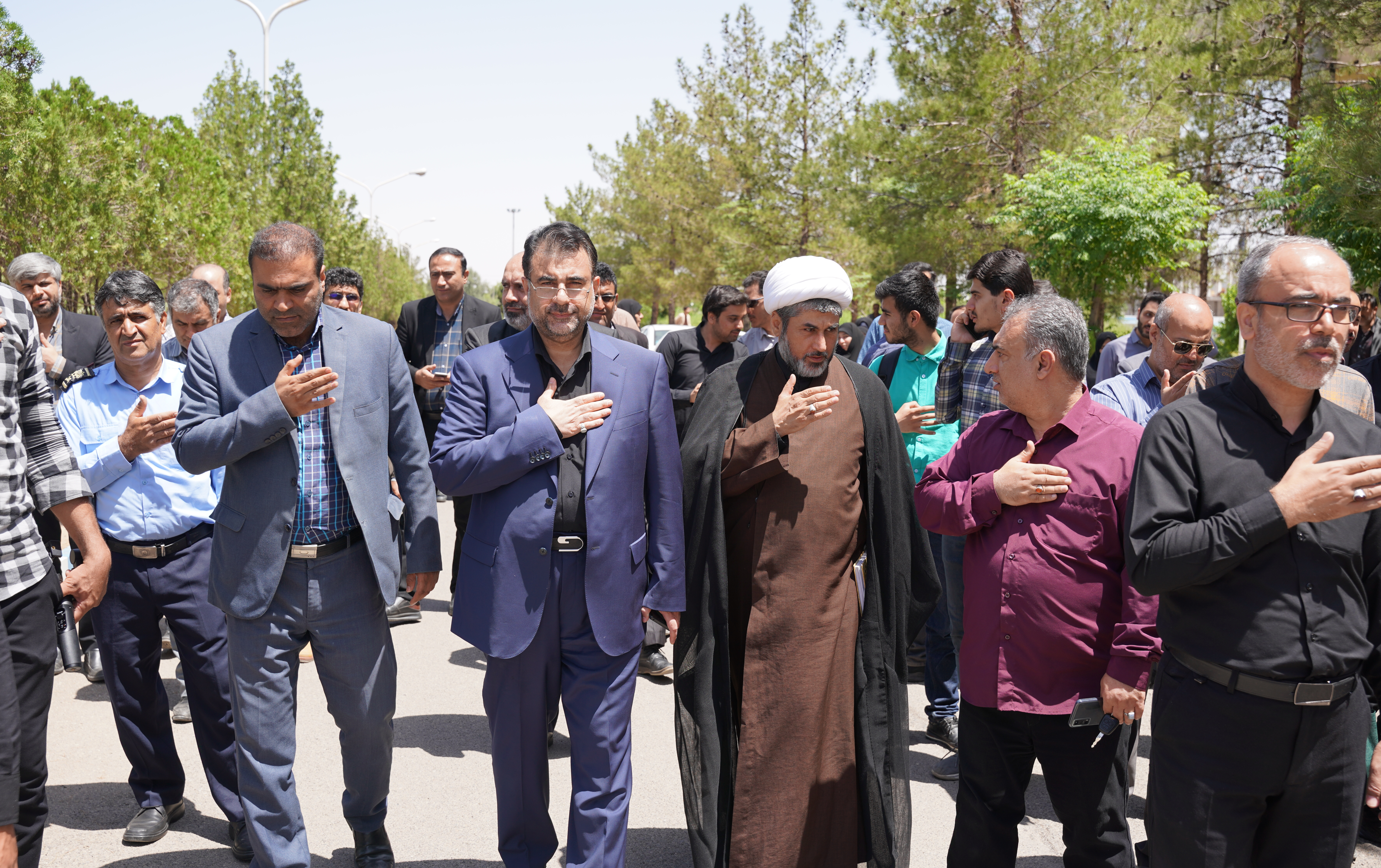 گزارش تصویری عزای دانشگاهیان دانشگاه کاشان مناسبت شهادت امام جعفر صادق علیه السلام