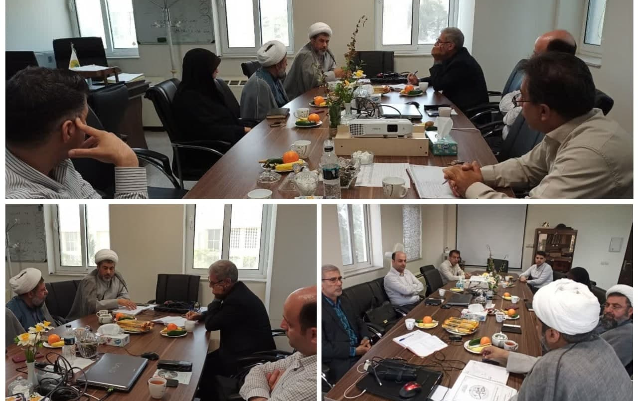نشست صمیمانه مسئول نهاد رهبری معاونت آموزش دانشگاه کاشان