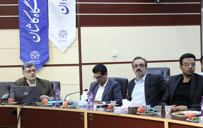 برگزاری کرسی علمی ترویجی" کاشان الگوی مدیریت شهری ایرانی – اسلامی (معماری شهرسازی حکیمانه)