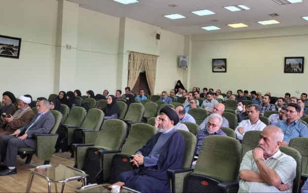 برگزاری ضیافت اندیشه اساتید دانشگاه کاشان