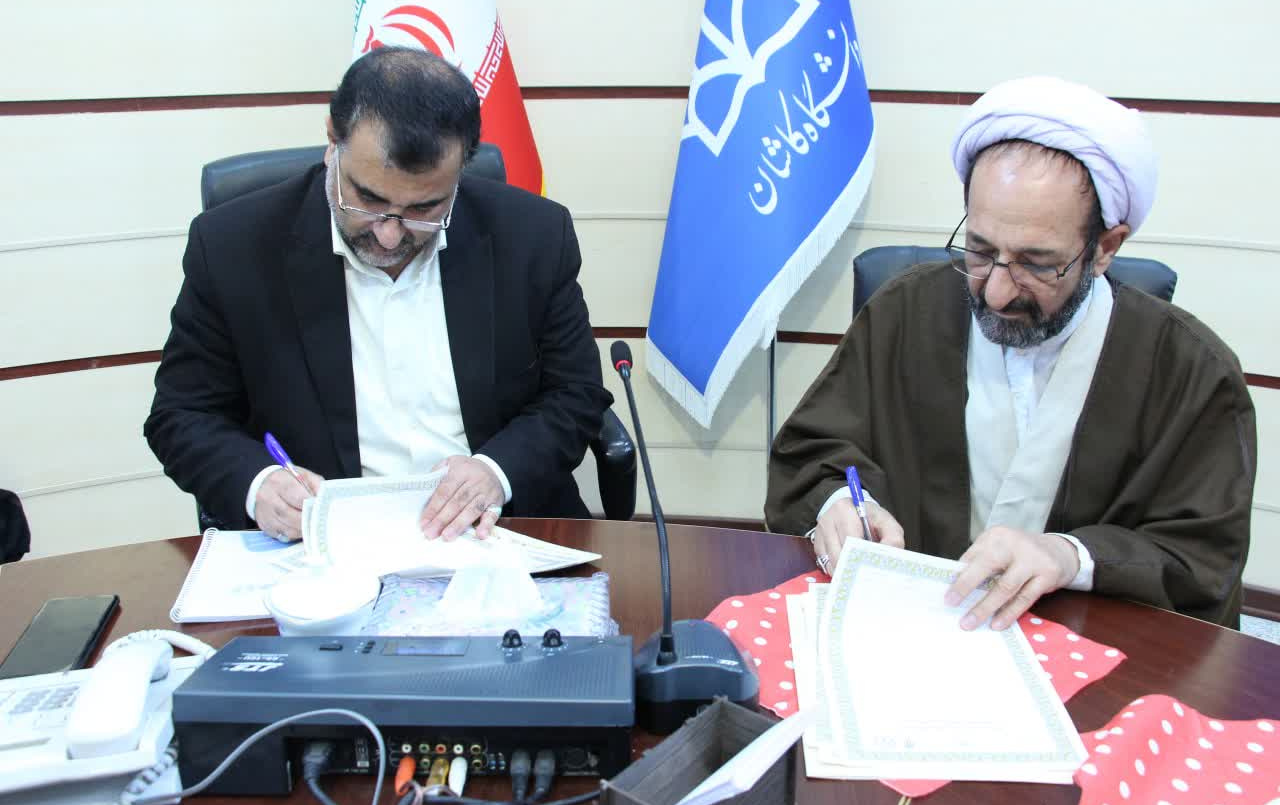 انعقاد تفاهم نامه همکاری های پژوهشی، آموزشی، بین المللی دانشگاه کاشان پژوهشگاه حوزه دانشگاه