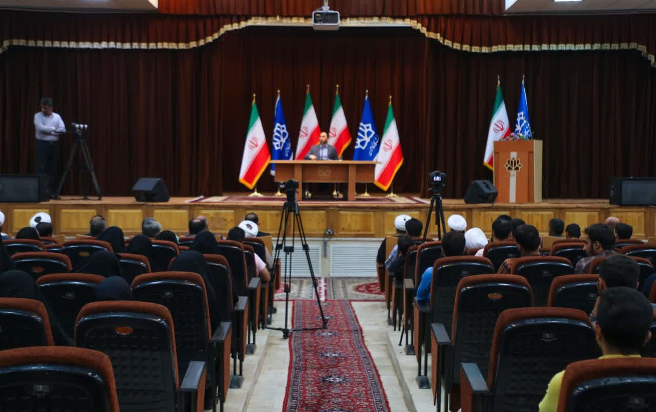 گزارش تصویری حضور دکتر بهادری جهرمی سخنگوی دولت دانشگاه کاشان