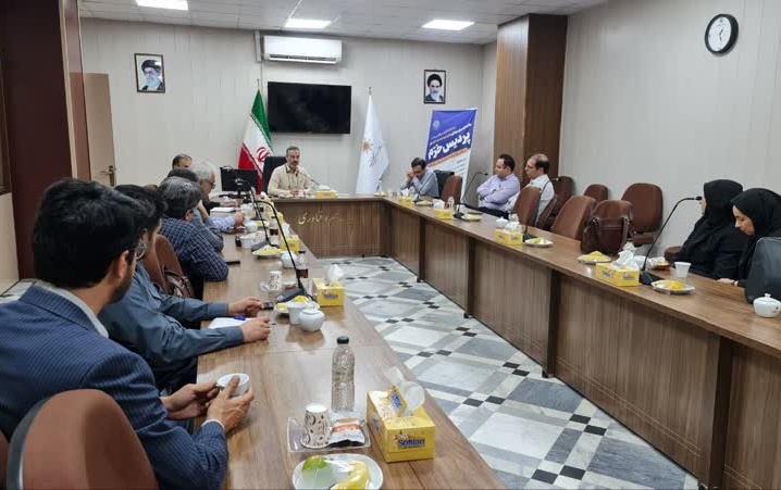 تور بازدید اساتید دانشگاه کاشان پارک علم فناوری دانشگاه کاشان