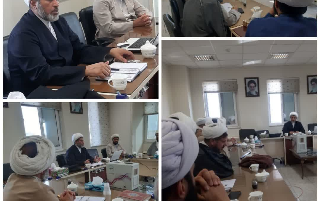 دوره هم اندیشی ائمه جماعات دانشگاه کاشان برگزار گردید.