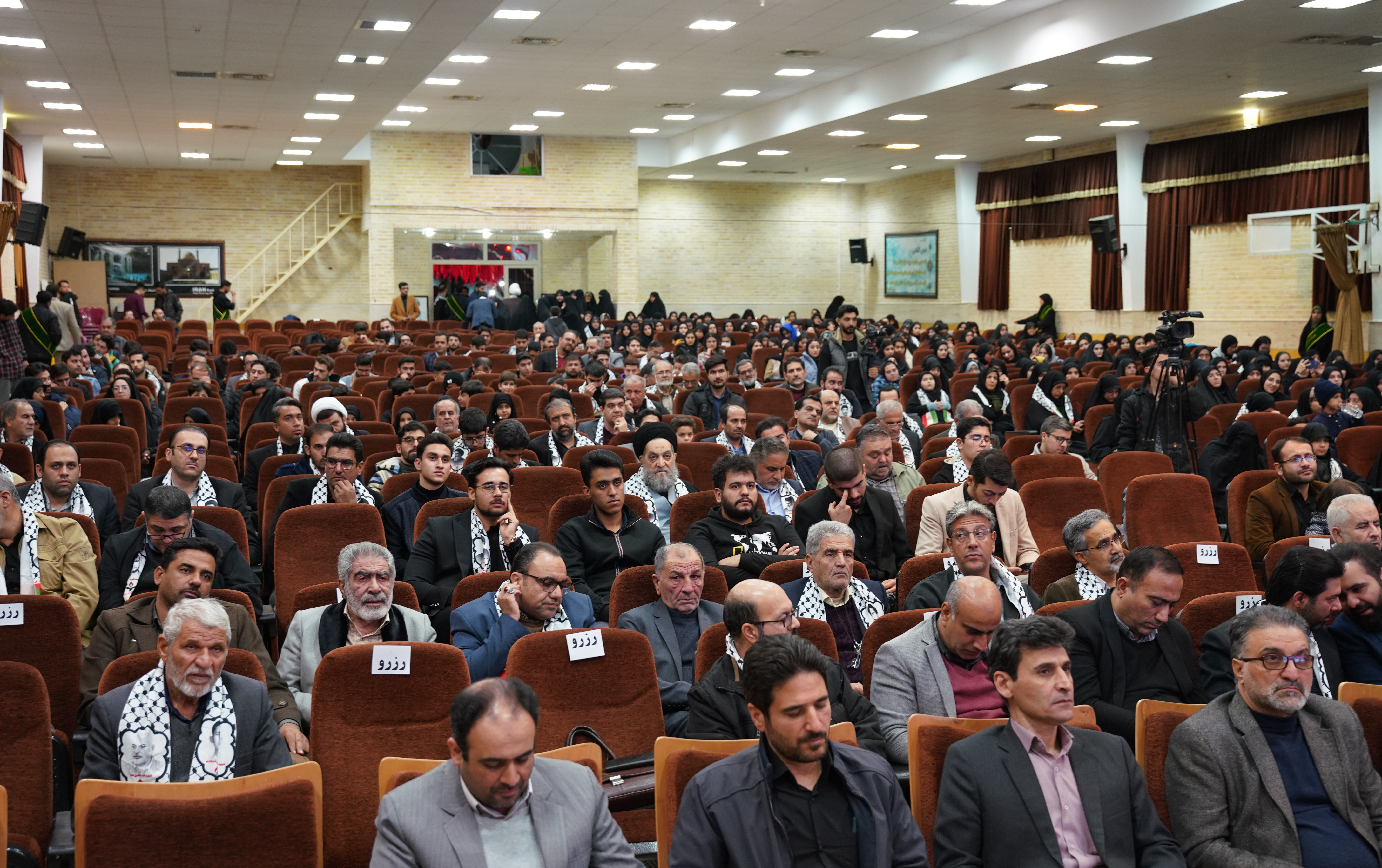 اجلاسیهٔ ۴۱ شهید سرافراز دانشجوی شهرستان کاشان دانشگاه کاشان برگزار شد