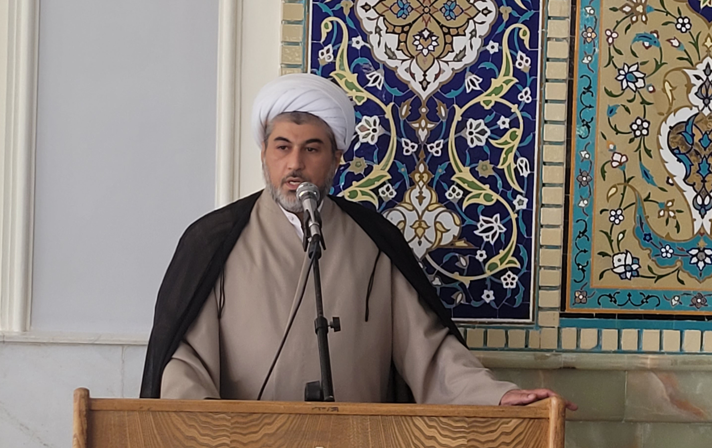 بیان "مقام شهود نماز " کلام مسئول رهبری مسجد دانشگاه کاشان