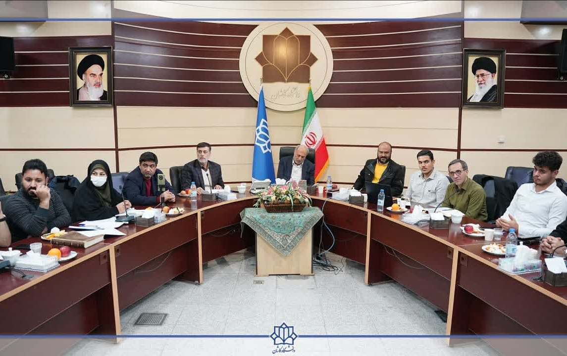 نشست هم‌اندیشی سرپرست دانشگاه دبیران انجمن‌های علمی دانشجویی