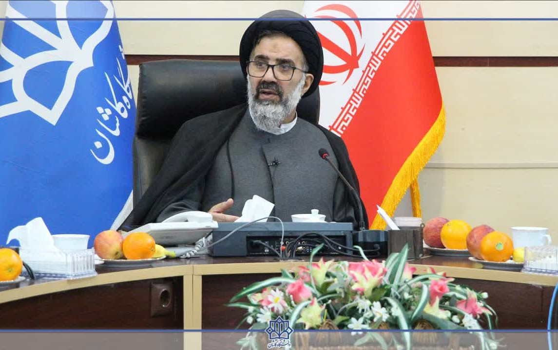 نماینده وزیر علوم دانشگاه کاشان؛ اخلاق قانون لازمه رشد توسعه یافتگی دانشگاه‌هاست