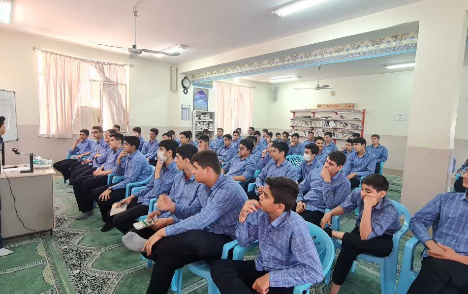 معرفی رشته های تحصیلی دانشگاه کاشان دبیرستان های شهرکاشان