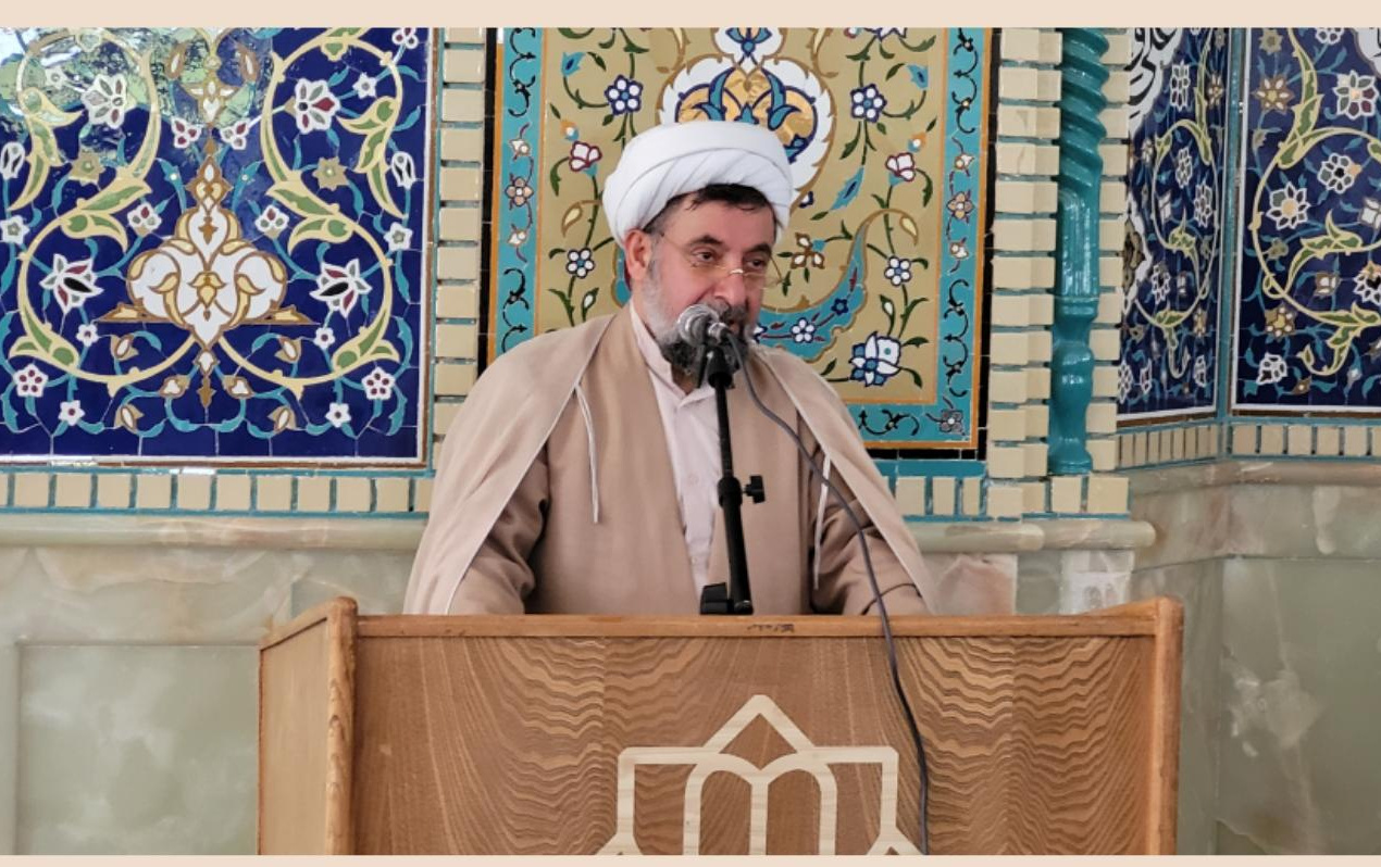 سخنرانی معاون نهاد رهبری همزمان دهه کرامت مسجد دانشگاه کاشان