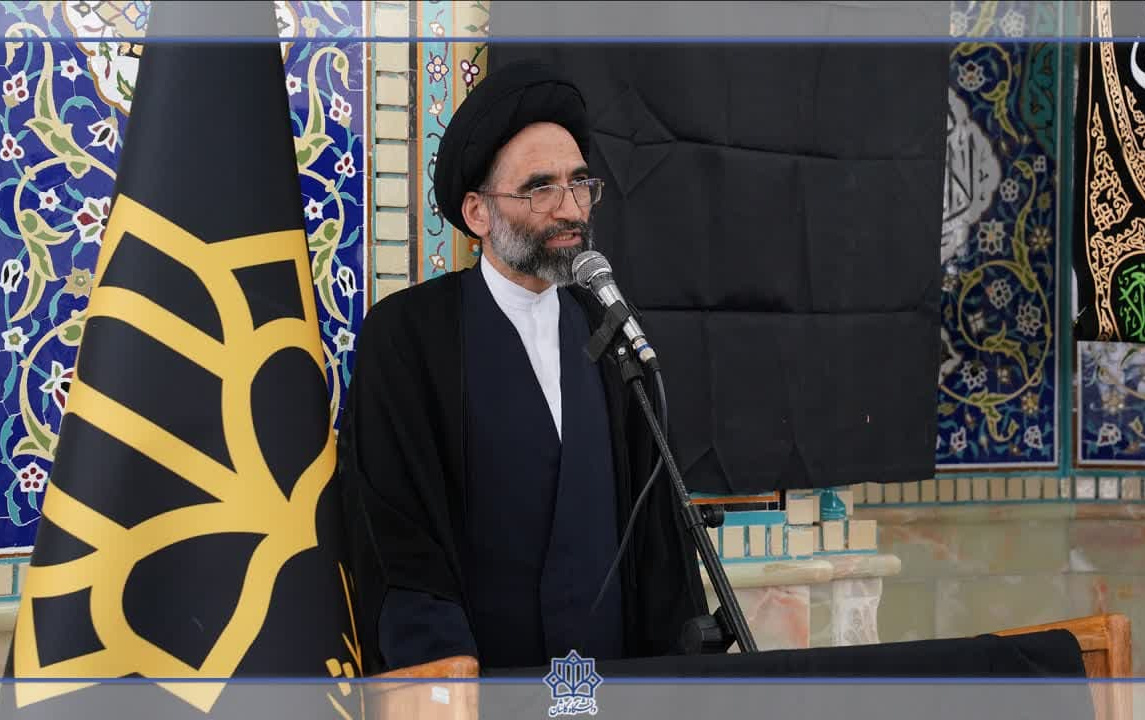 نماینده ولی فقیه امام جمعه کاشان: معنویت، عقلانیت عدالت جمله ویژگی‌های شهید آیت‌الله رئیسی بود