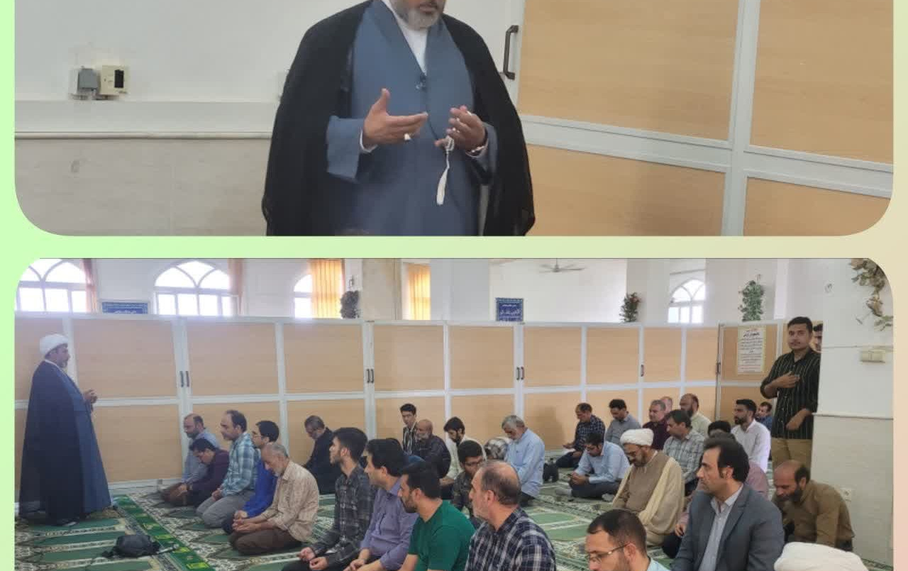 سخنرانی مسئول نهاد رهبری مرکز it دینی واقع طبقه فوقانی مسجد دانشگاه