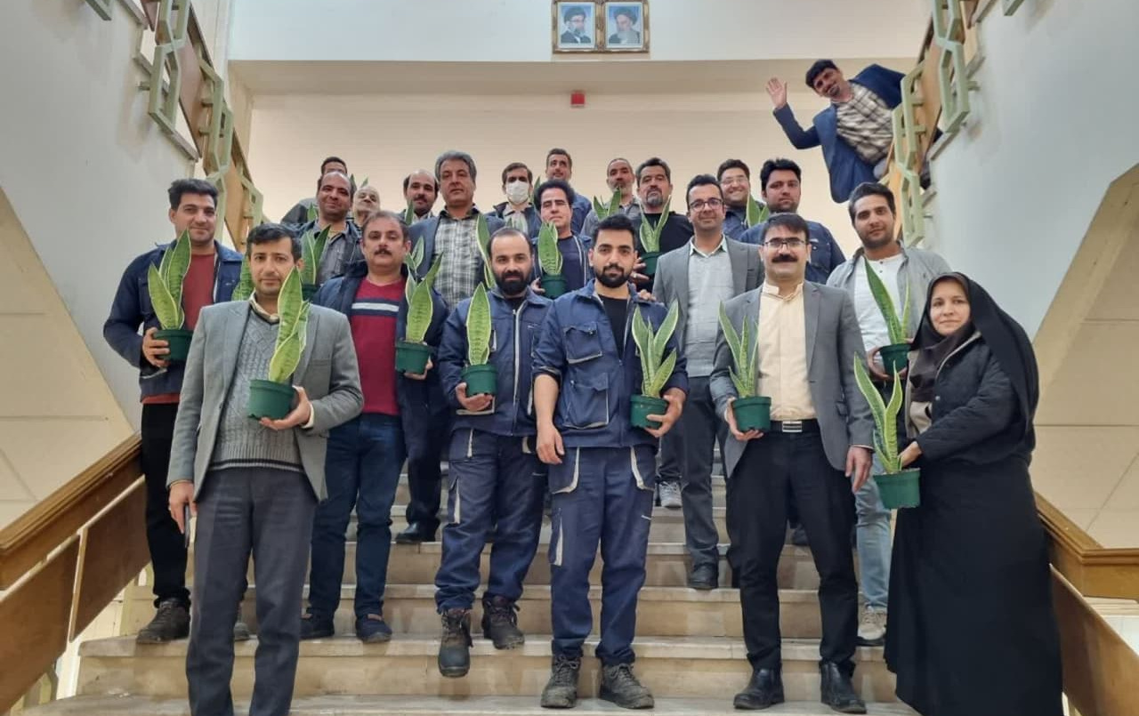تبریک روز مرد خداقوت خدمت همکاران پر تلاش واحد تاسیسات دانشگاه شب ولادت مولا امیرالمومنین علی (ع)