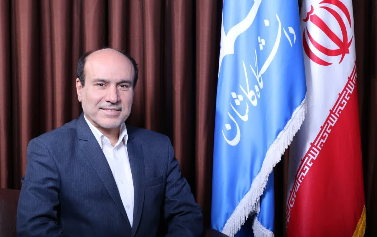 انتصاب دکتر مهدی دشت بزرگی عنوان مدیر مرکزآموزش زبان فارسی غیرفارسی زبانان (آزفا)