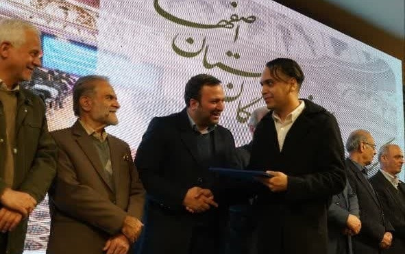 دانش آموخته دانشگاه کاشان برنده جایزه جشنواره دستاورد بنیاد ملی نخبگان شد