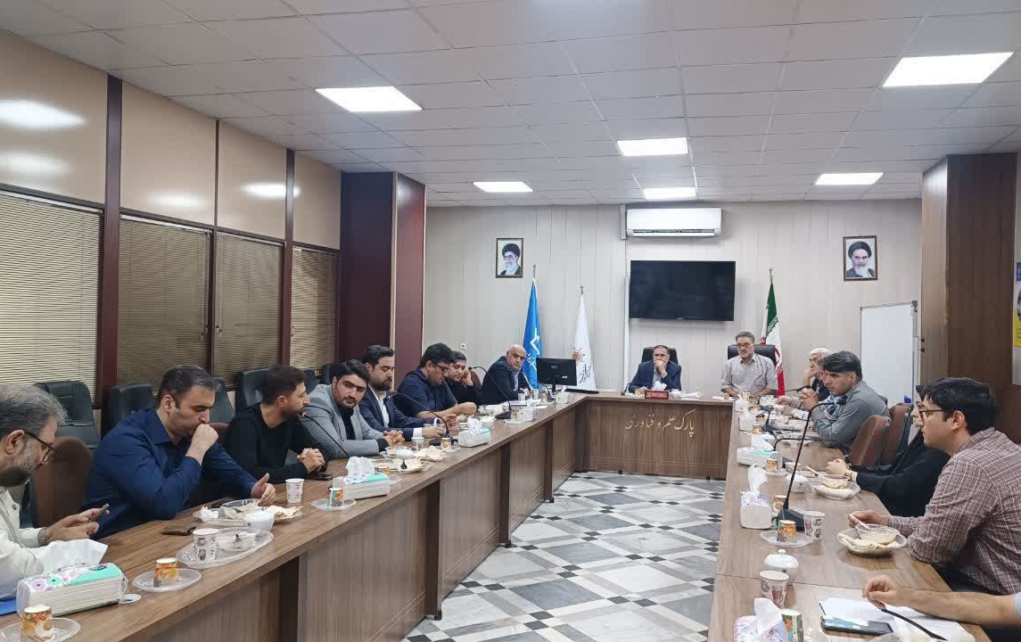 نشست راه‌اندازی مرکز نوآوری توسعه هوش مصنوعی کاشان
