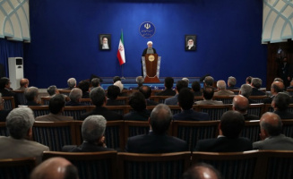 دکتر روحانی در نشست صمیمی با روسای دانشگاههای کشور: فناوری ارتباطات لازمه توسعه علمی است
