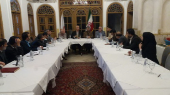 تاریخ خاندان غفاری به دوران زندیه برمی گردد