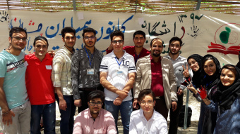 برگزاری نمایشگاه روز رنگی در دانشگاه کاشان