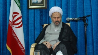 امام جمعه کاشان: معرفت رمز پیروزی در برابر تهدیدات و شبیخون فرهنگی دشمن است