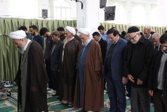 گزارش تصویری اقامه نماز ظهر و عصر به امامت حضرت آیت الله نمازی در مسجد دانشگاه- ۲۴ دی ماه ۹۷