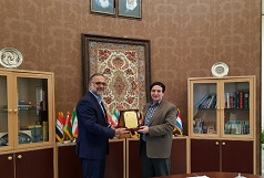 تقدیر مسئولان بانک تجارت از رییس دانشگاه کاشان