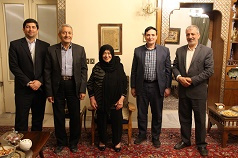 حضور در منزل خیرین دانشگاه کاشان خانواده های تفضلی و جمالی