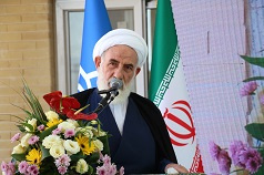 امام جمعه کاشان: دانشگاهی که گره‌گشای امور مردم باشد ارزشمند است