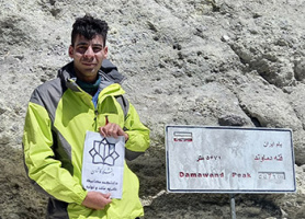 دانشجوی دانشگاه کاشان موفق به ثبت اختراع سلاح کاتانیا سای و ایده دستگاه نگه دارنده میت راکتی گردید