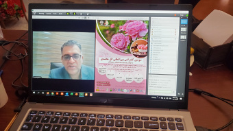 مجری طرح گیاهان دارویی کشور: شرکت های دانش بنیان و دانشگاه ها، ناجی حفظ و ارتقاء صنعت گل محمدی هستند