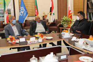 نشست دکتر زیلوچیان استاد دانشگاه فلوریدا و خیر کاشانی با رئیس دانشگاه کاشان