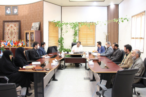 رئیس دانشگاه کاشان: کارکنان بسیجی و جهادی نقش مهمی در سالم سازی ادارات دارند