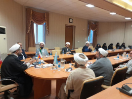 توجه اساتید معارف به مسائل روز کشور و جامعه بسیار اهمیت دارد