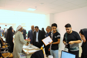 بازدید رئیس دانشگاه کاشان از روند ثبت نام دانشجویان پذیرفته شده کارشناسی دانشگاه کاشان