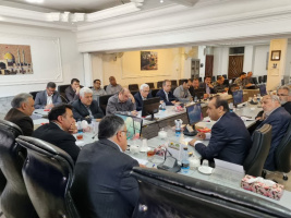 اولین جلسه هماهنگی و هم‌اندیشی برای تحقق شعار سال «سرمایه‌گذاری برای تولید» با حضور رئیس دانشگاه کاشان