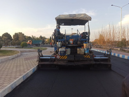 اتمام مرحله سوم آسفالت معابر اصلی دانشگاه در سطحی بالغ بر ۲۰ هزار مترمربع