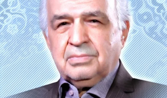 دندانپزشک مردمی  برای سیداکبر آرزه‌گر از پیشگامان خیریه در دانشگاه کاشان