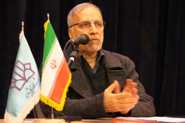 گریز از نهادهای جمعی مهمترین مانع توسعه ایران است